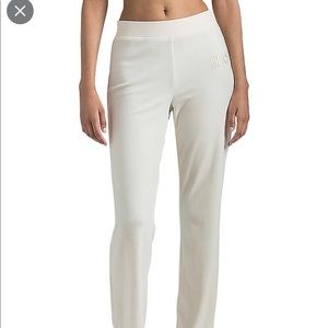 juicy couture velour pebble set